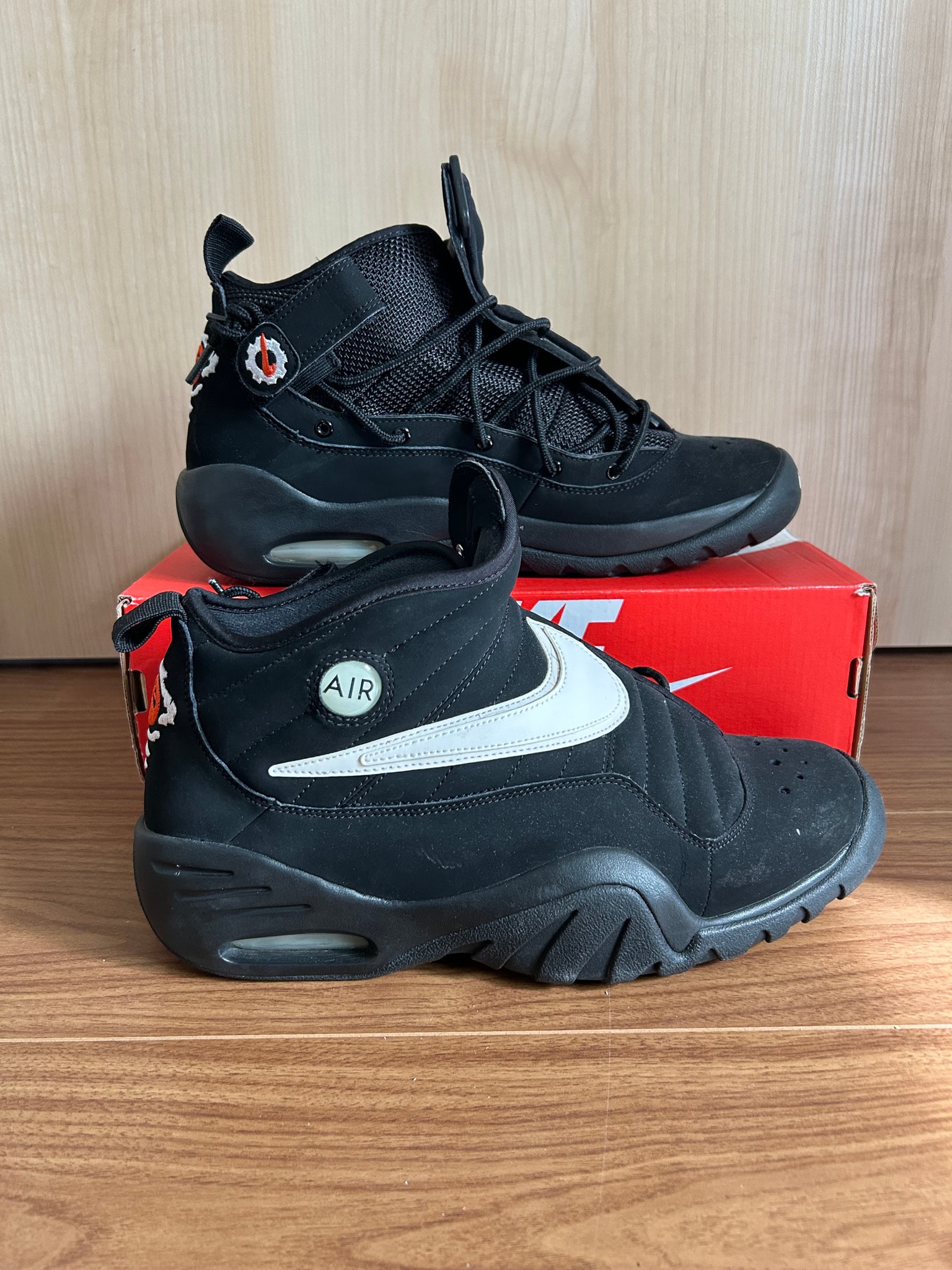 NIKE AIR SHAKE NDESTRUKT "BLACK/WHITE-BLACK-TEAM ORANGE"