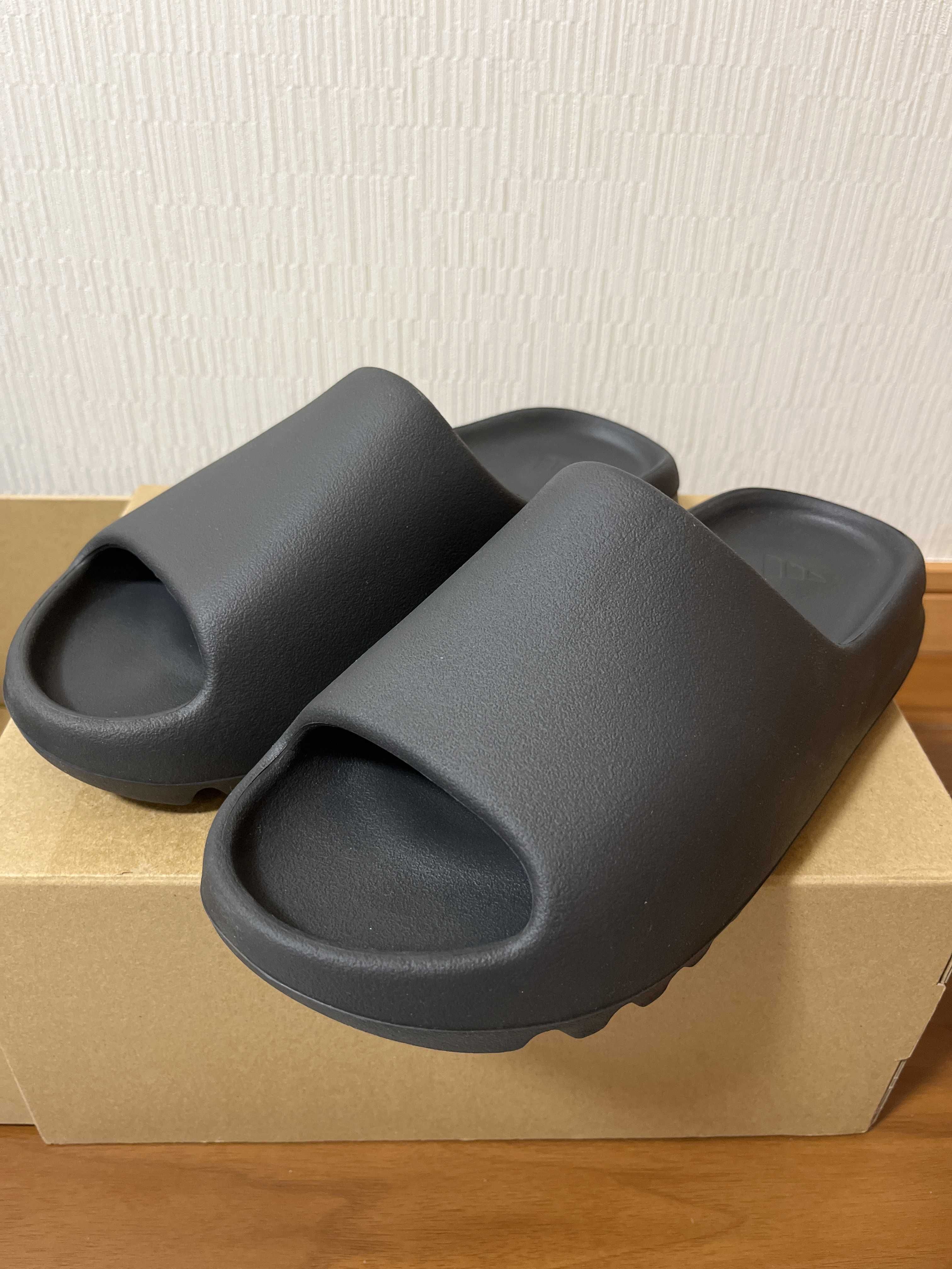 adidas YEEZY Slide "Onyx"