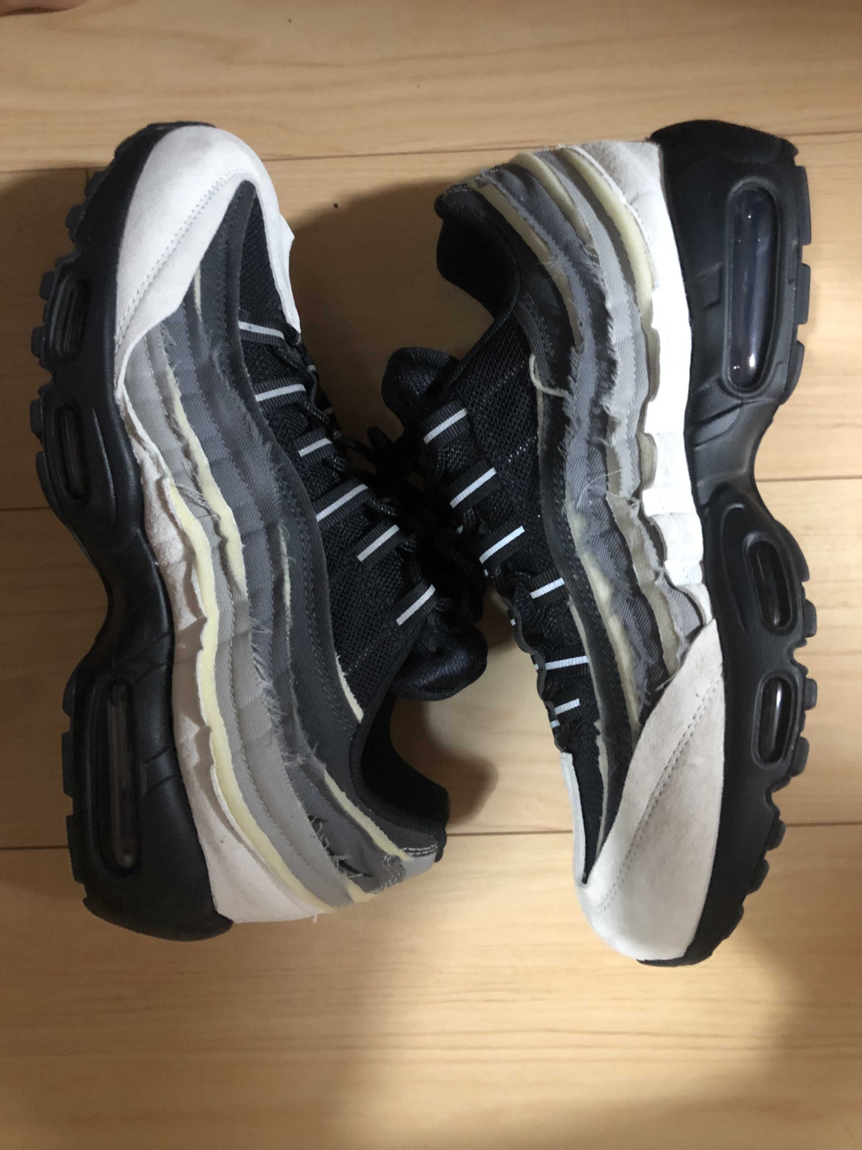 COMME des GARCONS × Nike Air Max 95 "Charcoal"