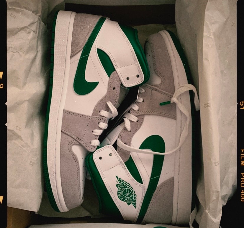 Nike Air Jordan 1 Mid "Green Grey White"