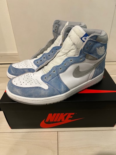 Nike Air Jordan 1 High OG "Hyper Royal"