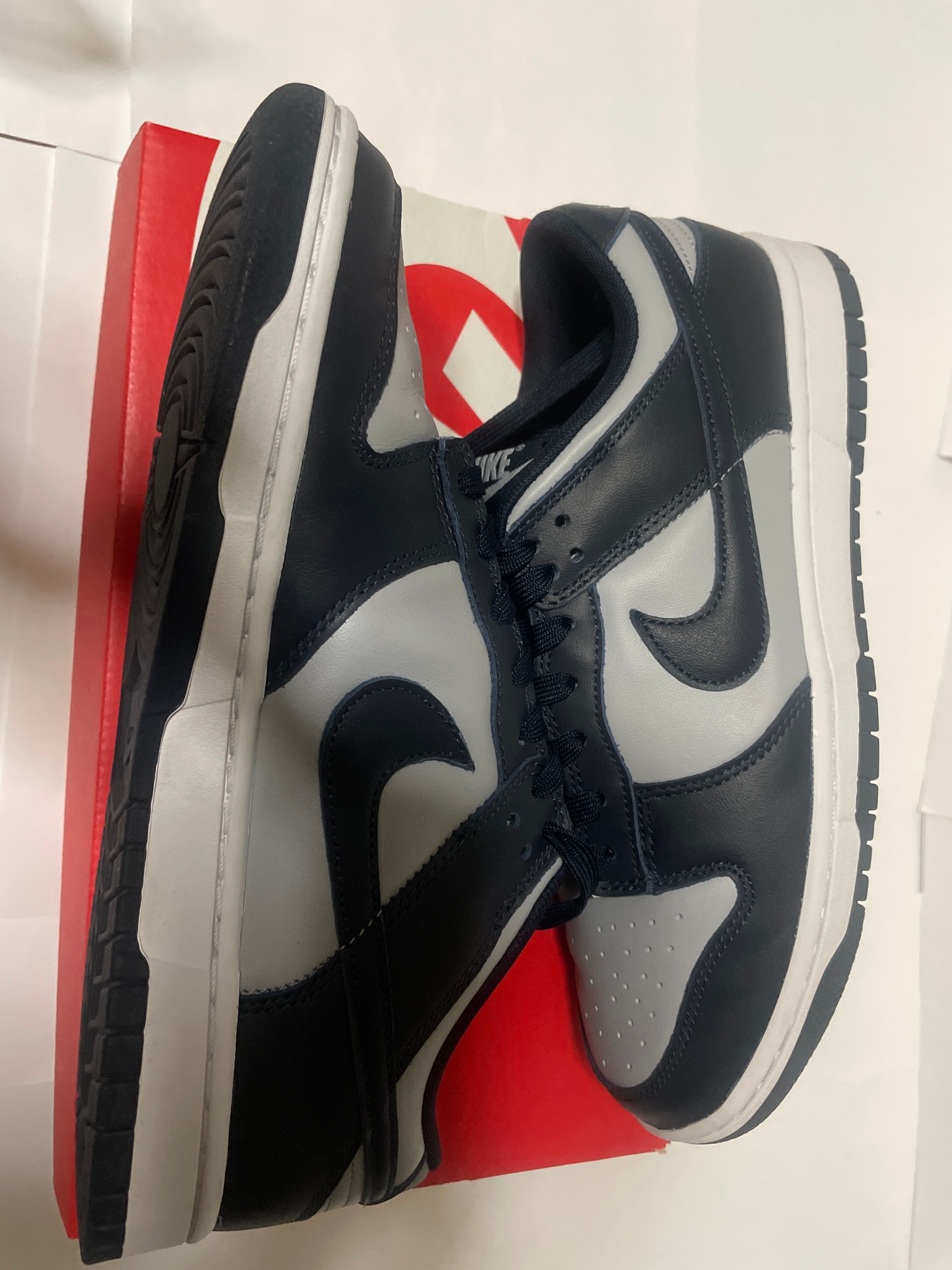 Nike Dunk Low "Championship Grey"