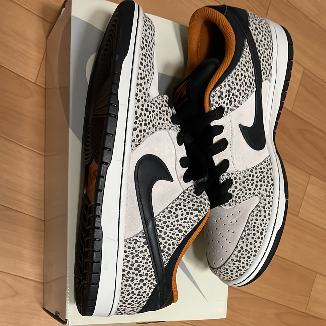 Nike SB Dunk Low Pro Electric Safari "Phantom and Black"