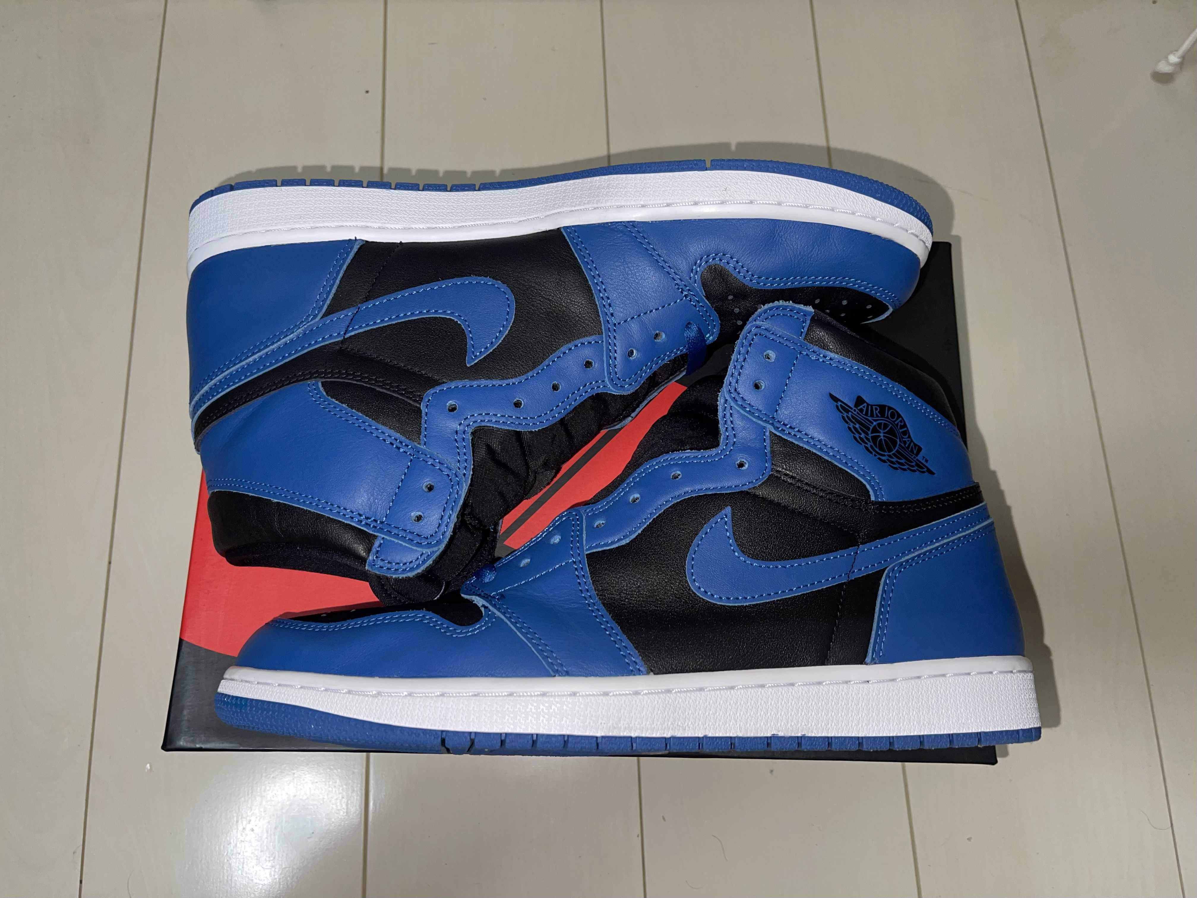Nike Air Jordan 1 Retro High OG "Dark Marina Blue"