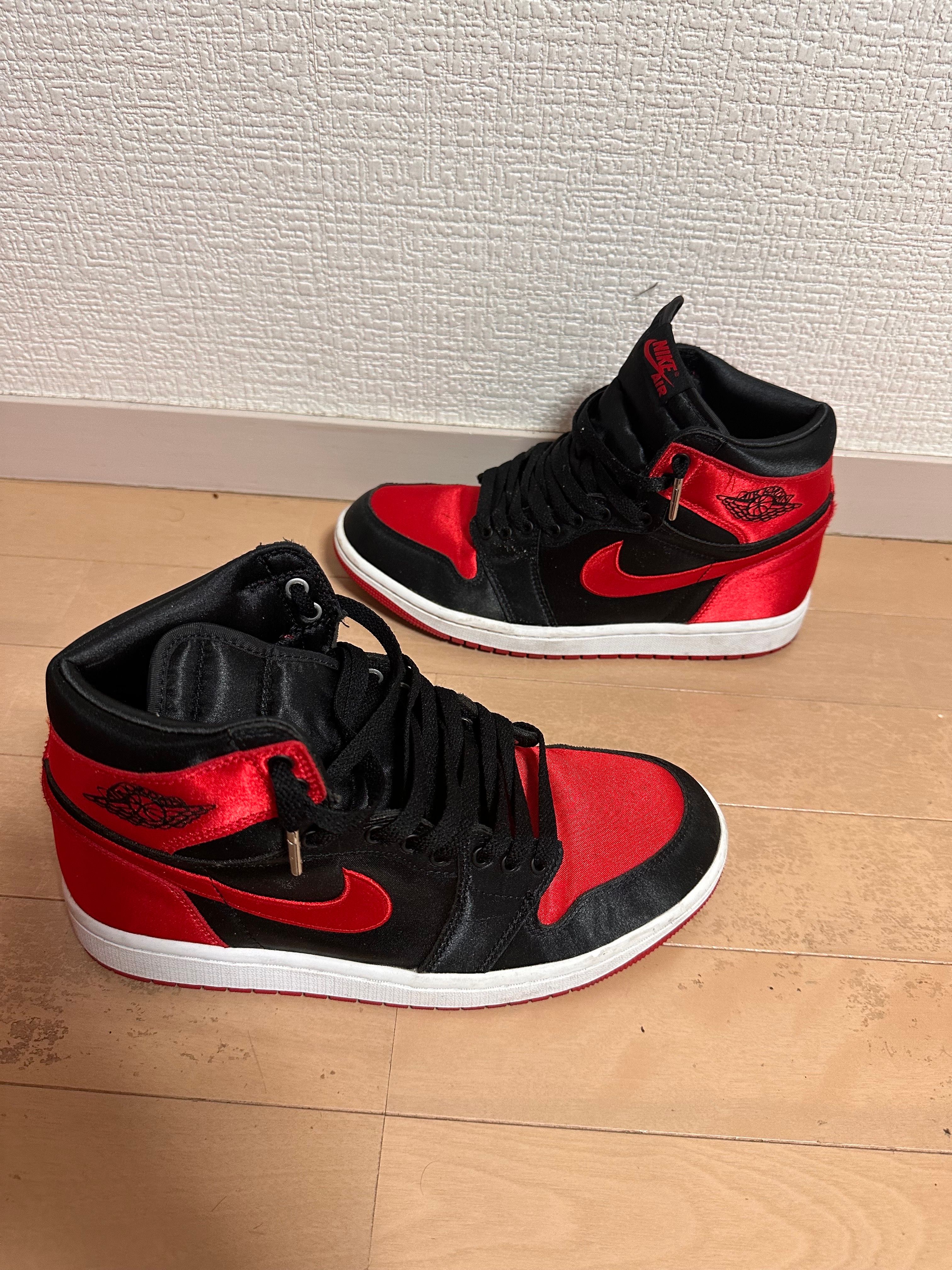 Nike Women's Air Jordan 1 Retro High OG "Satin Bred"