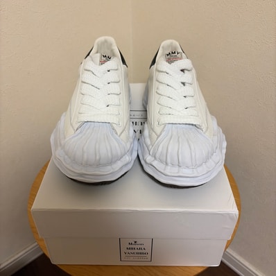 Maison MIHARA YASUHIRO BLAKEY OG Sole Leather Low-top Sneaker "White"