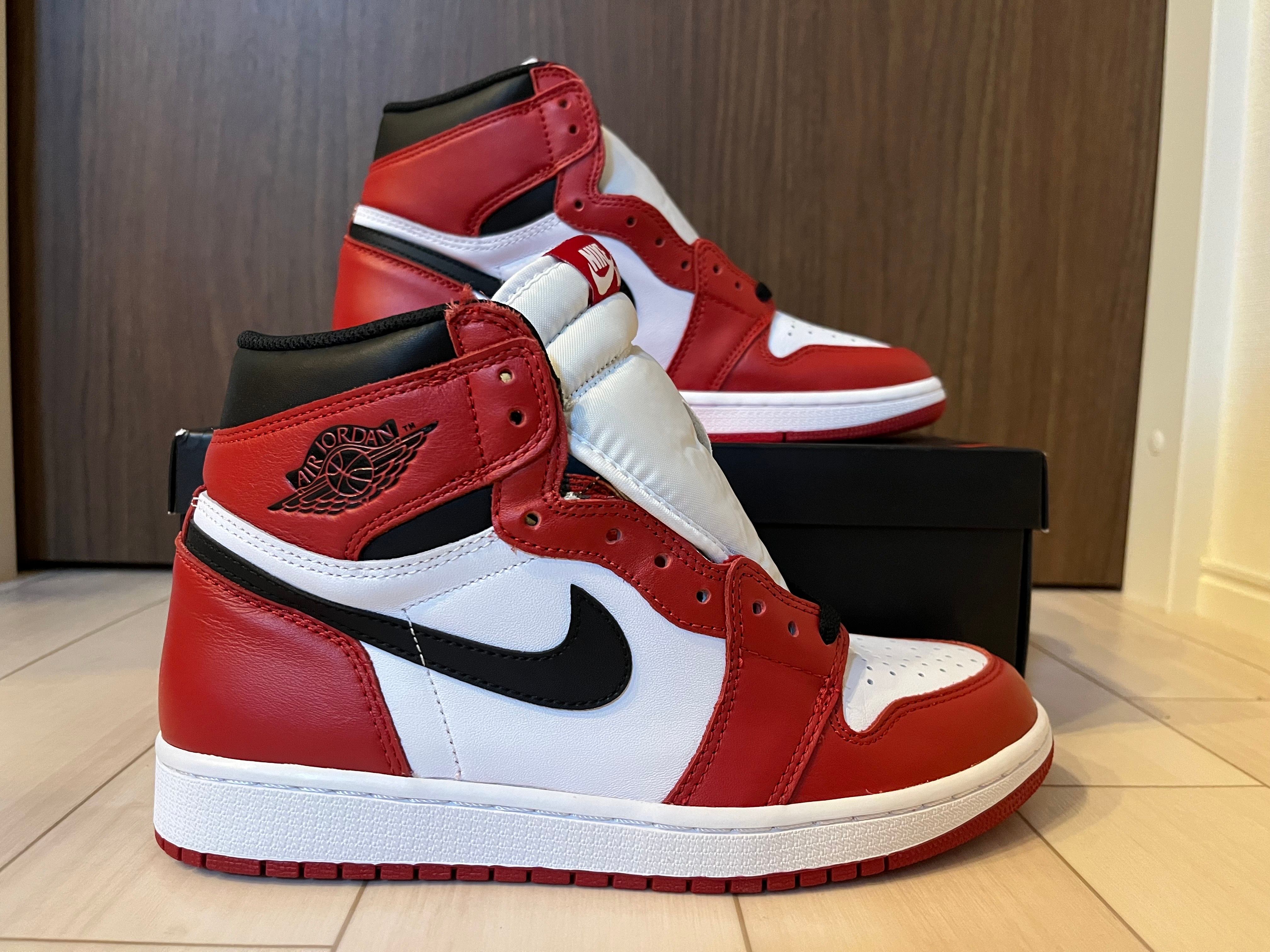 Nike Air Jordan 1 Retro High "Chicago" (2015)