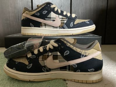 Travis Scott × Nike SB Dunk Low "Black/Parachute Beige"