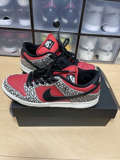 Supreme × Nike SB Dunk Low "Red Cement"(2012)