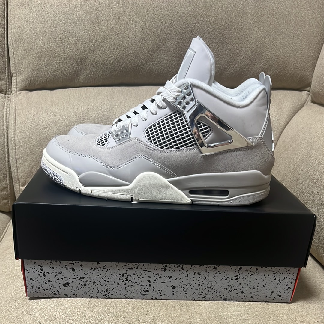 Nike Women's Air Jordan 4 Retro "Frozen Moments"