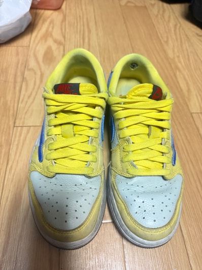 Travis Scott × Nike Women's Air Jordan 1 Retro Low OG "Canary"
