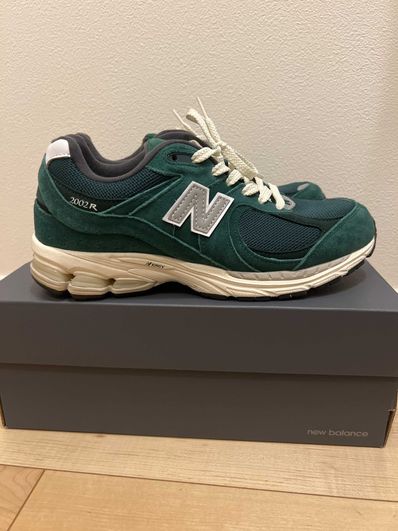 New Balance 2002R "Forest Green"