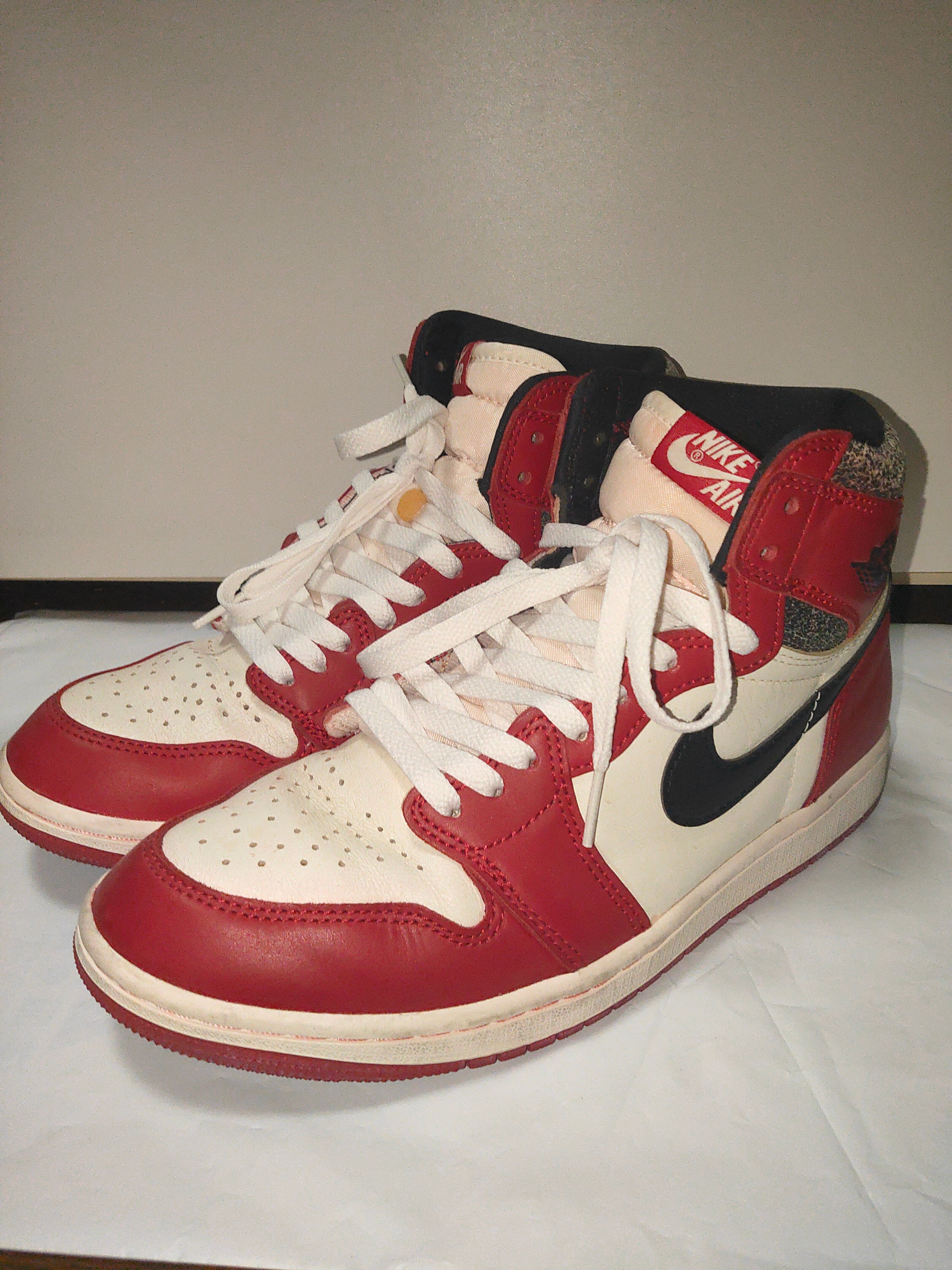 Nike Air Jordan 1 High OG "Lost & Found/Chicago"