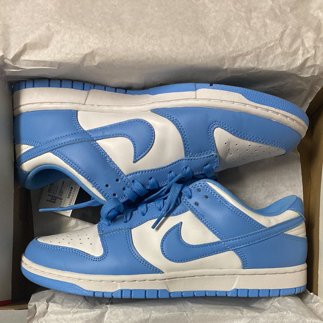 Nike Dunk Low "University Blue"