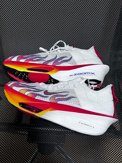 Nike AlphaFly 3 PRM "White/Black/University Red/Habanero Red"