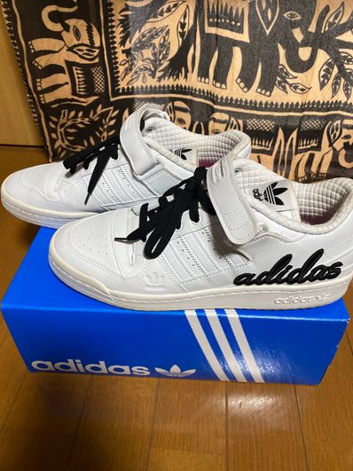 atmos × adidas FORUM LOW "めるる"