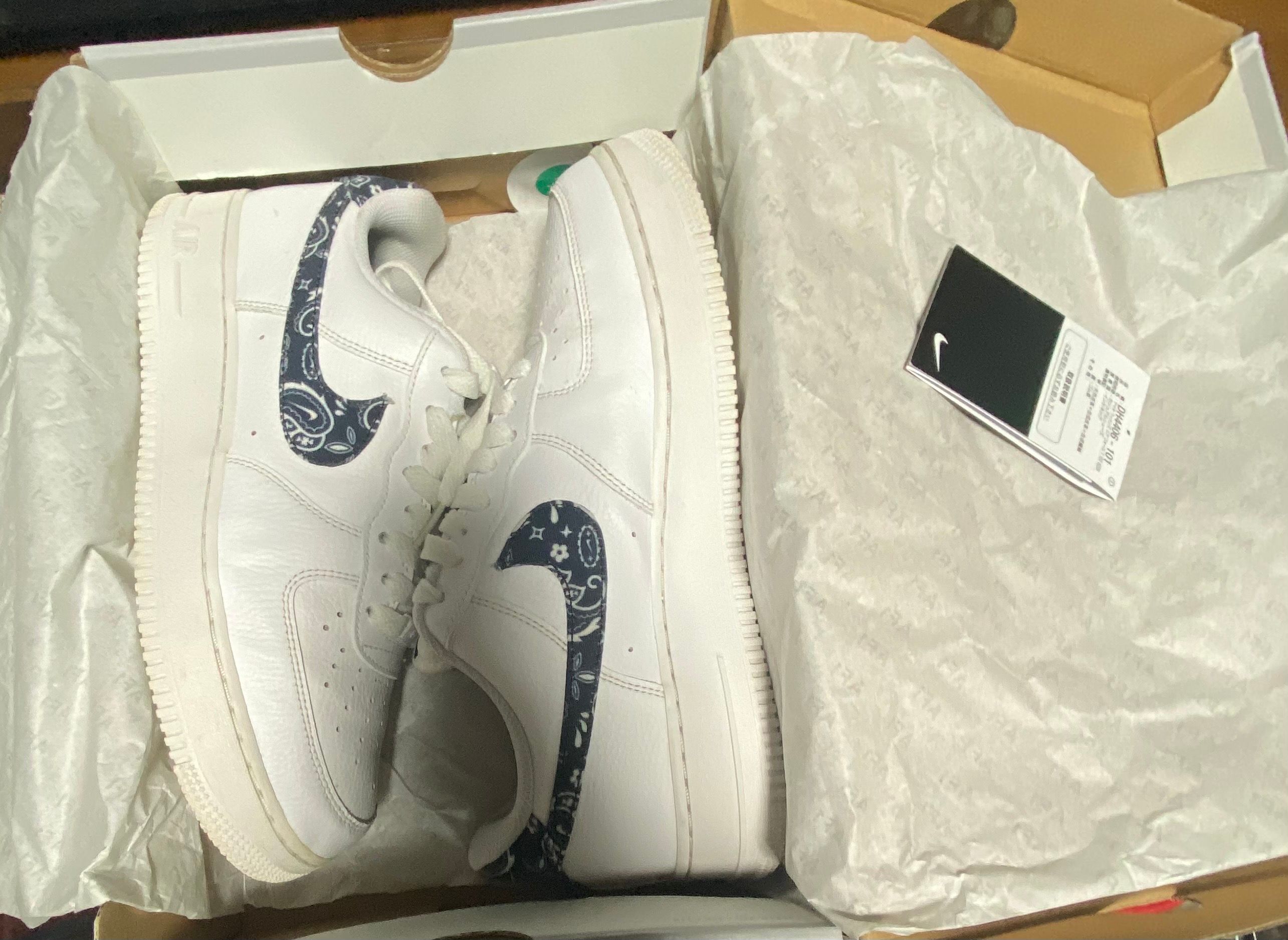 Nike Women's Air Force 1 Low '07 Essential "Black Paisley"