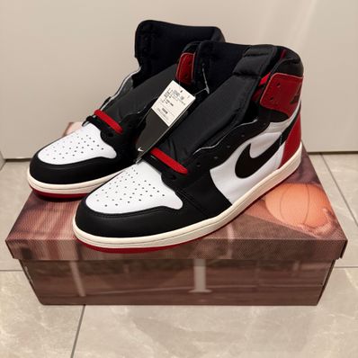 Nike Air Jordan 1 Retro High OG "Black Toe Reimagined"