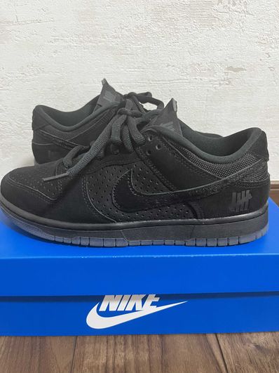 UNDEFEATED × Nike Dunk Low SP "5 ON IT"