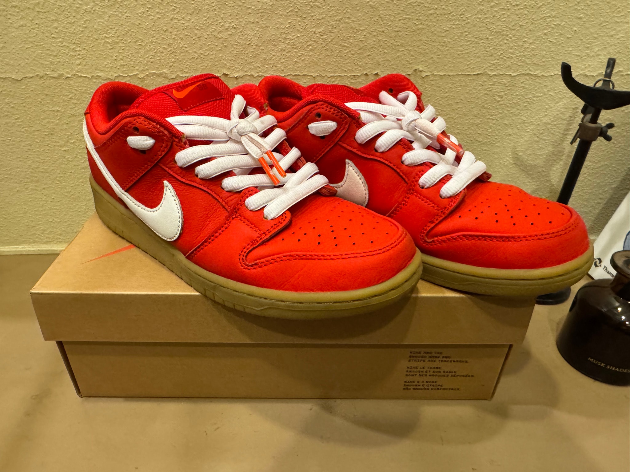 Nike SB Dunk Low Pro ISO Orange Label "University Red Gum"