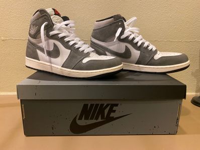 Nike Air Jordan 1 Retro High OG "Black and Smoke Grey"