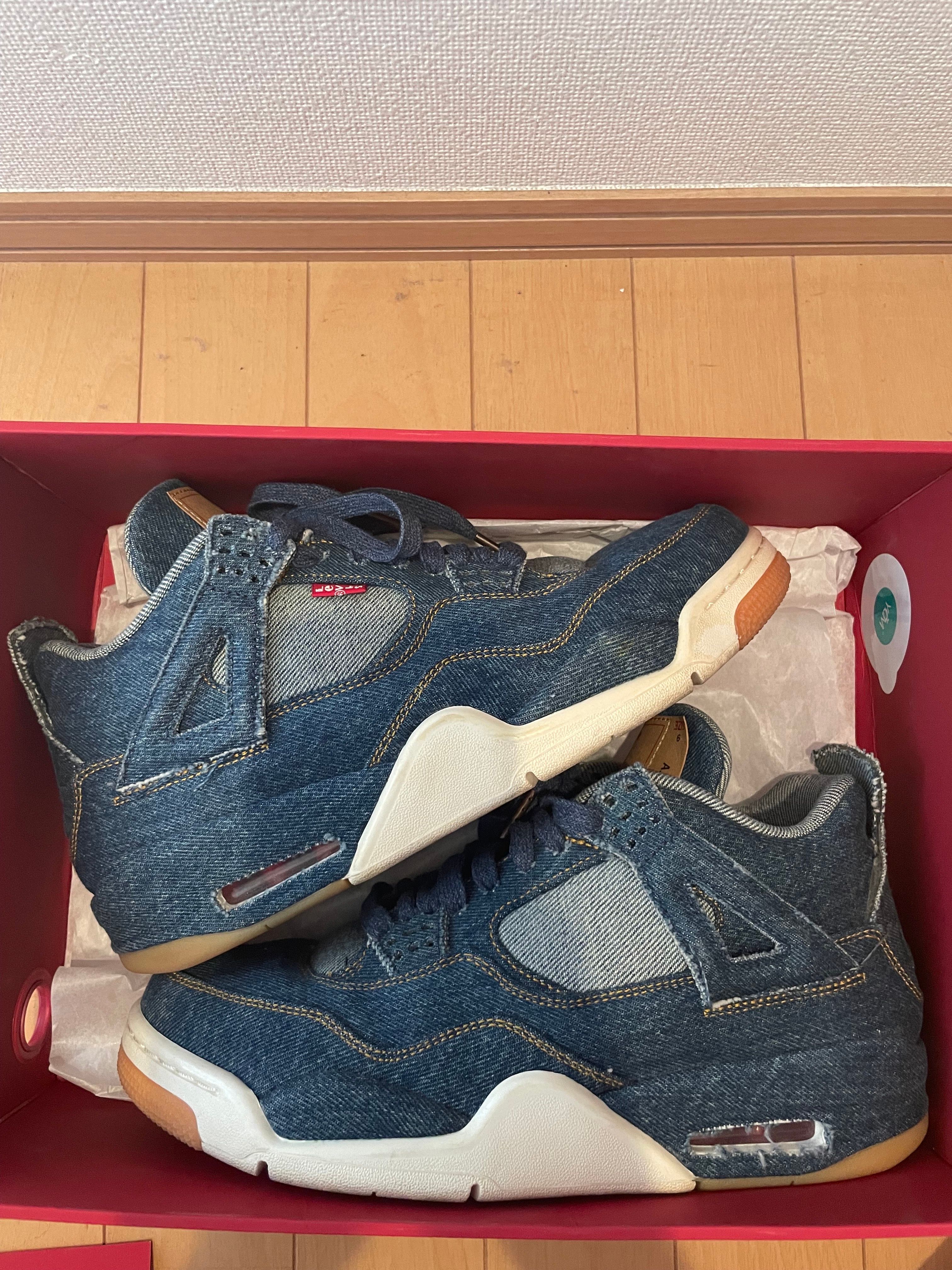 Nike × Levi's Air Jordan 4 "Denim"(タグ:LEVIS®)