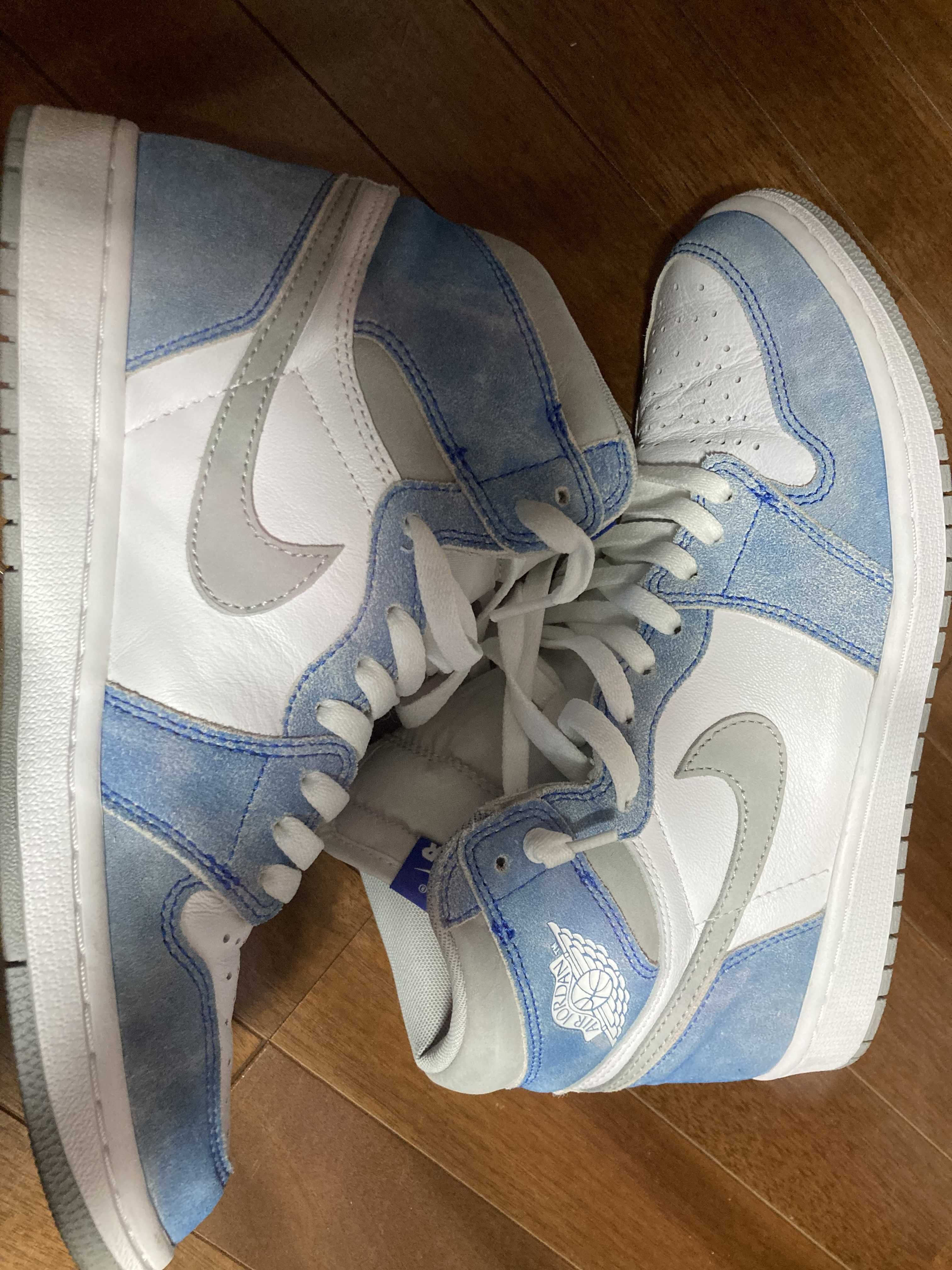 Nike Air Jordan 1 High OG "Hyper Royal"