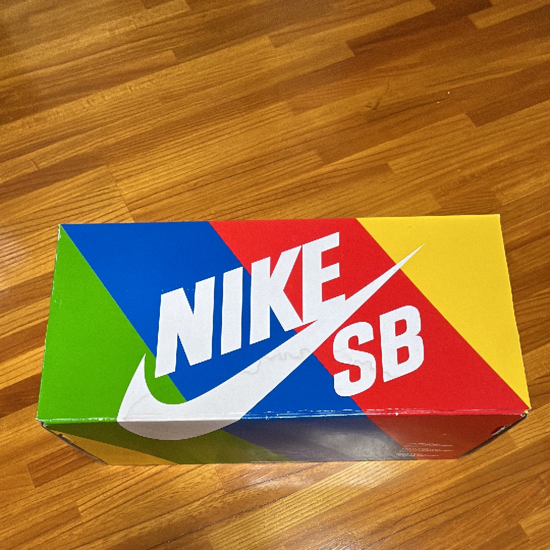 Crushed Skate Shop × Nike SB Dunk Low QS "Olive Grey/Mantra Orange"