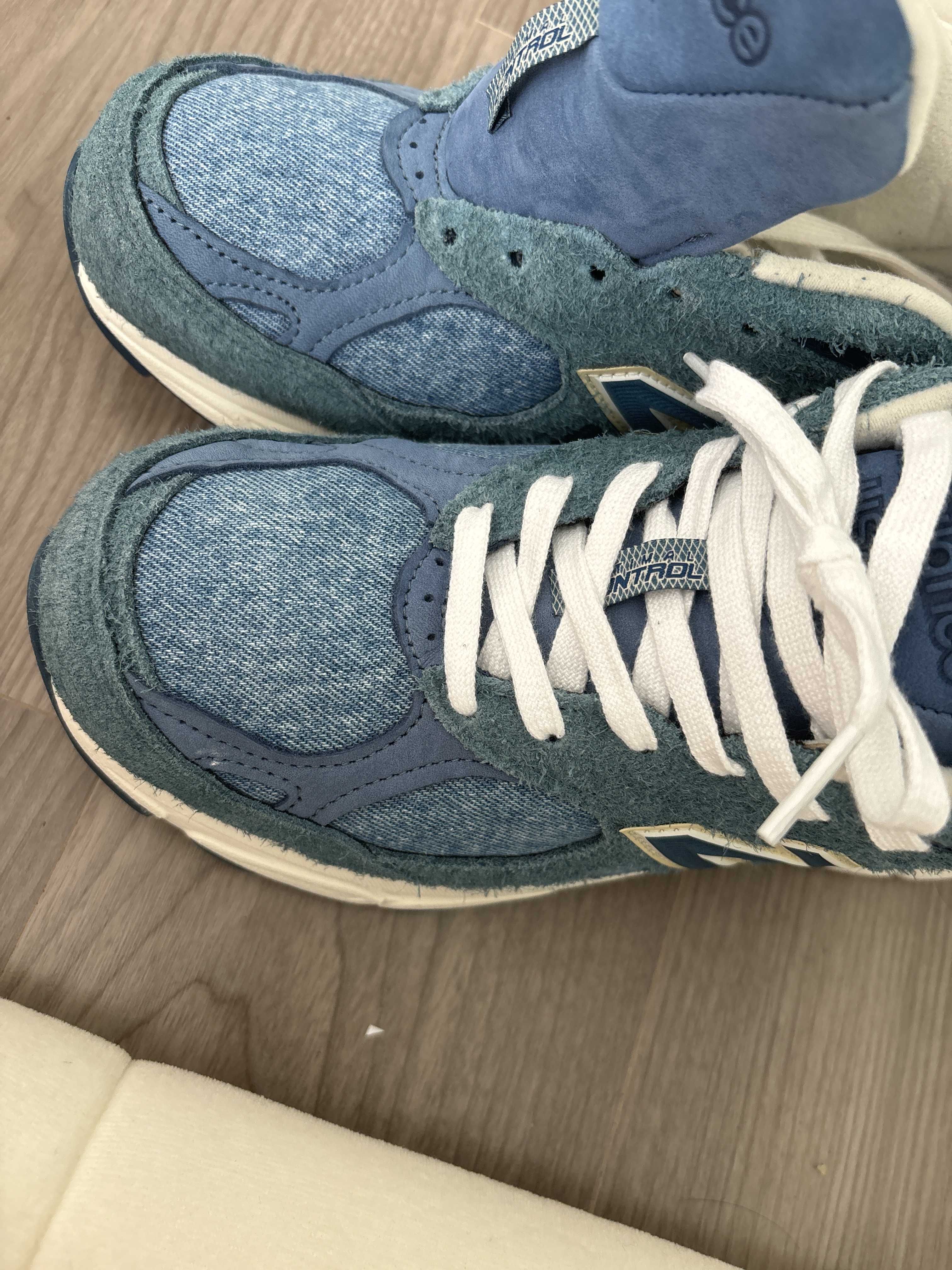 Levi’s × New Balance 990V3 "Blue"