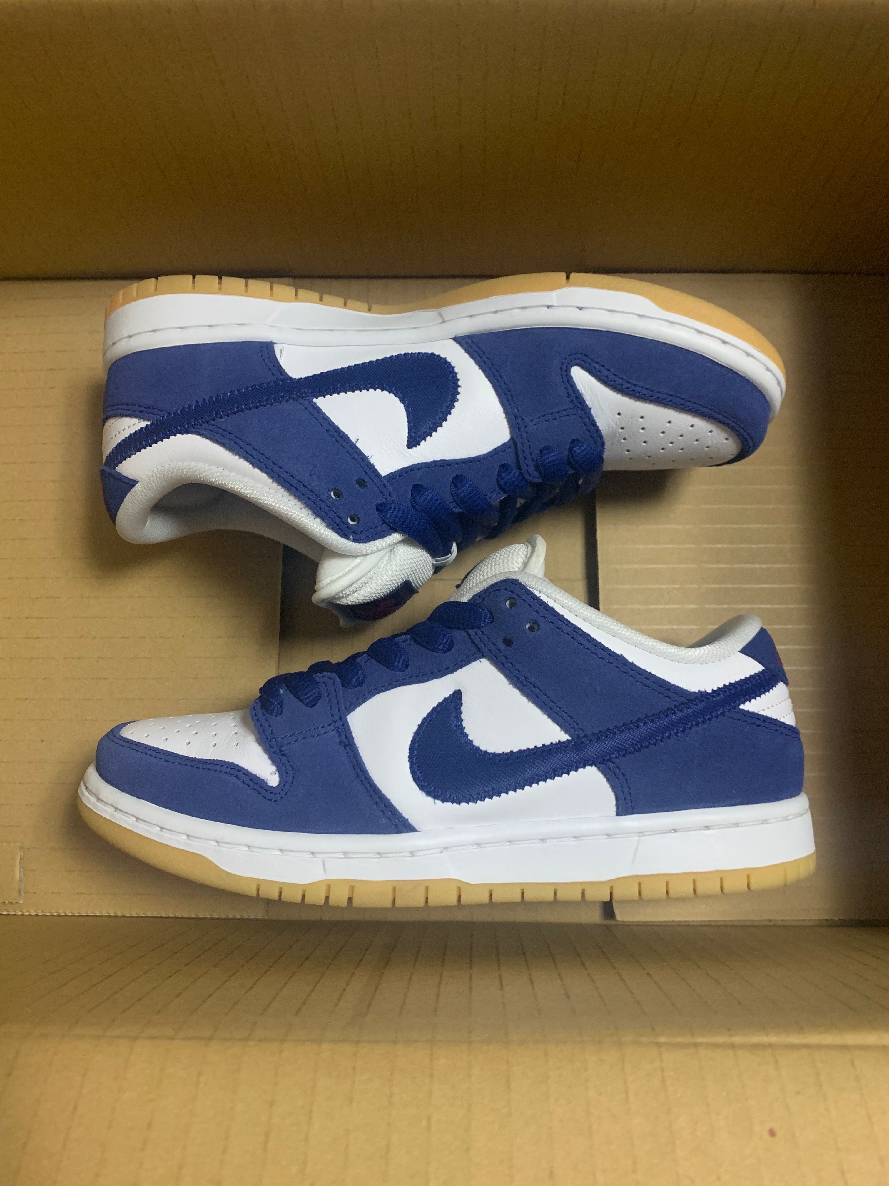 Nike SB Dunk Low "Los Angeles Dodgers/Deep Royal Blue"