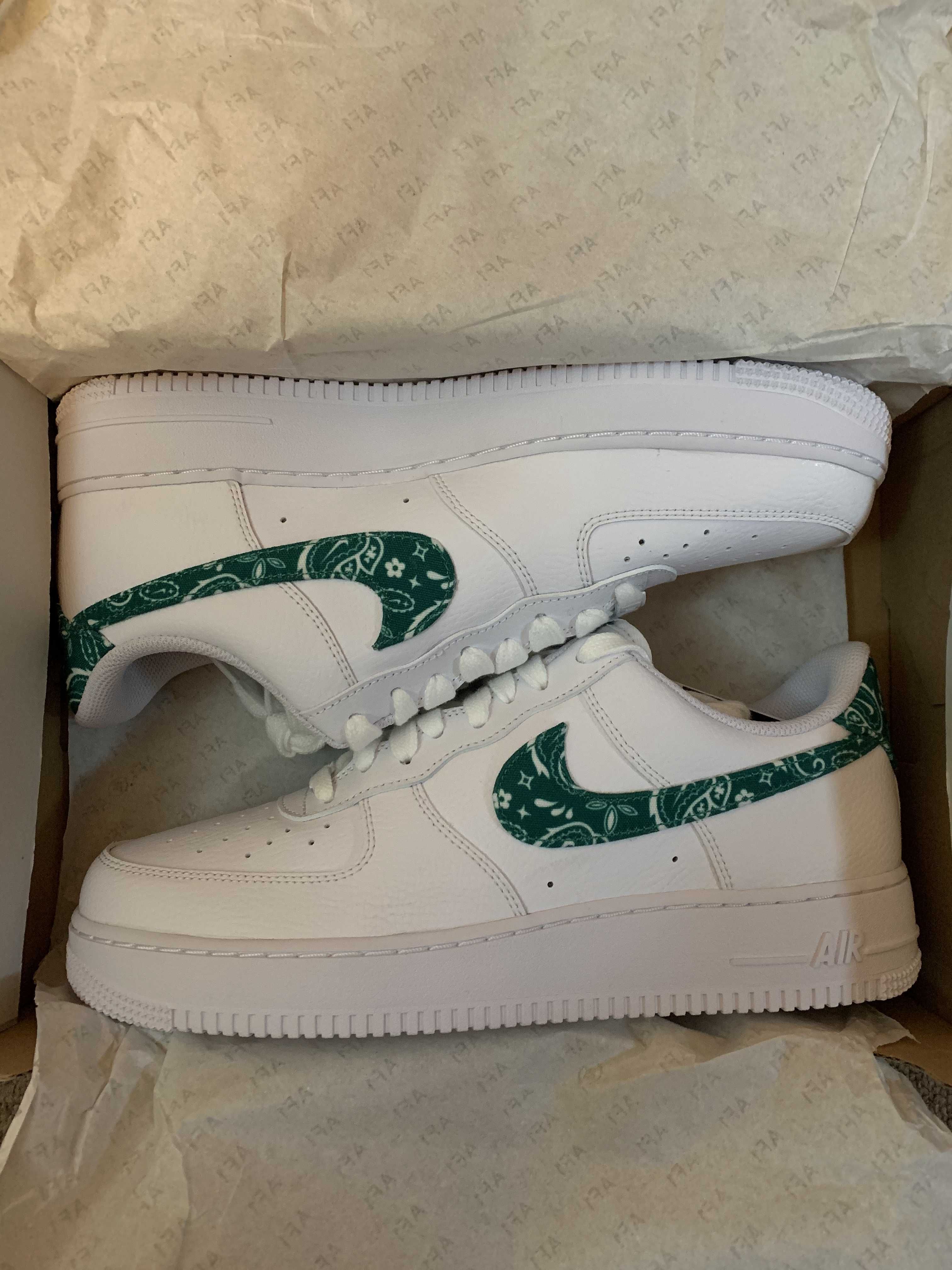 Nike Women's Air Force 1 Low '07 Essential "Green Paisley"
