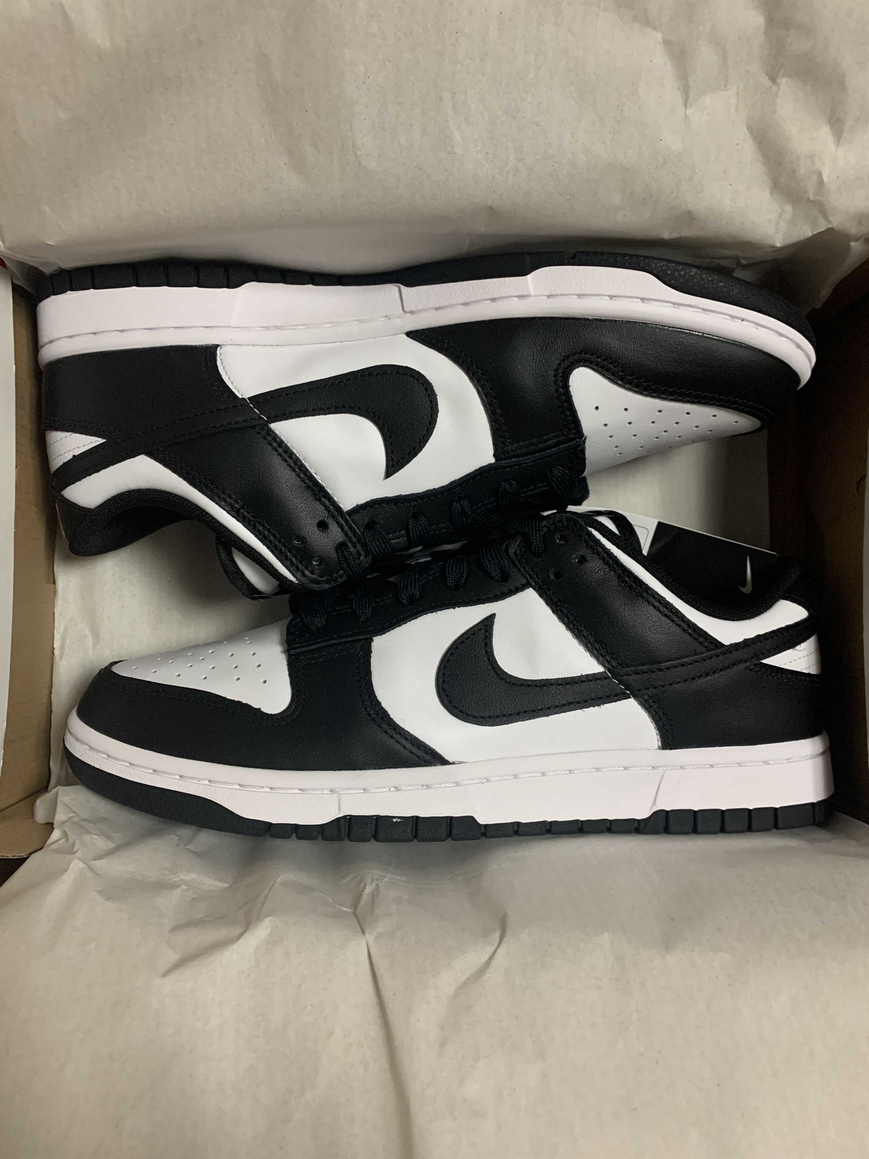 Nike Dunk Low Retro "Panda/White/Black"