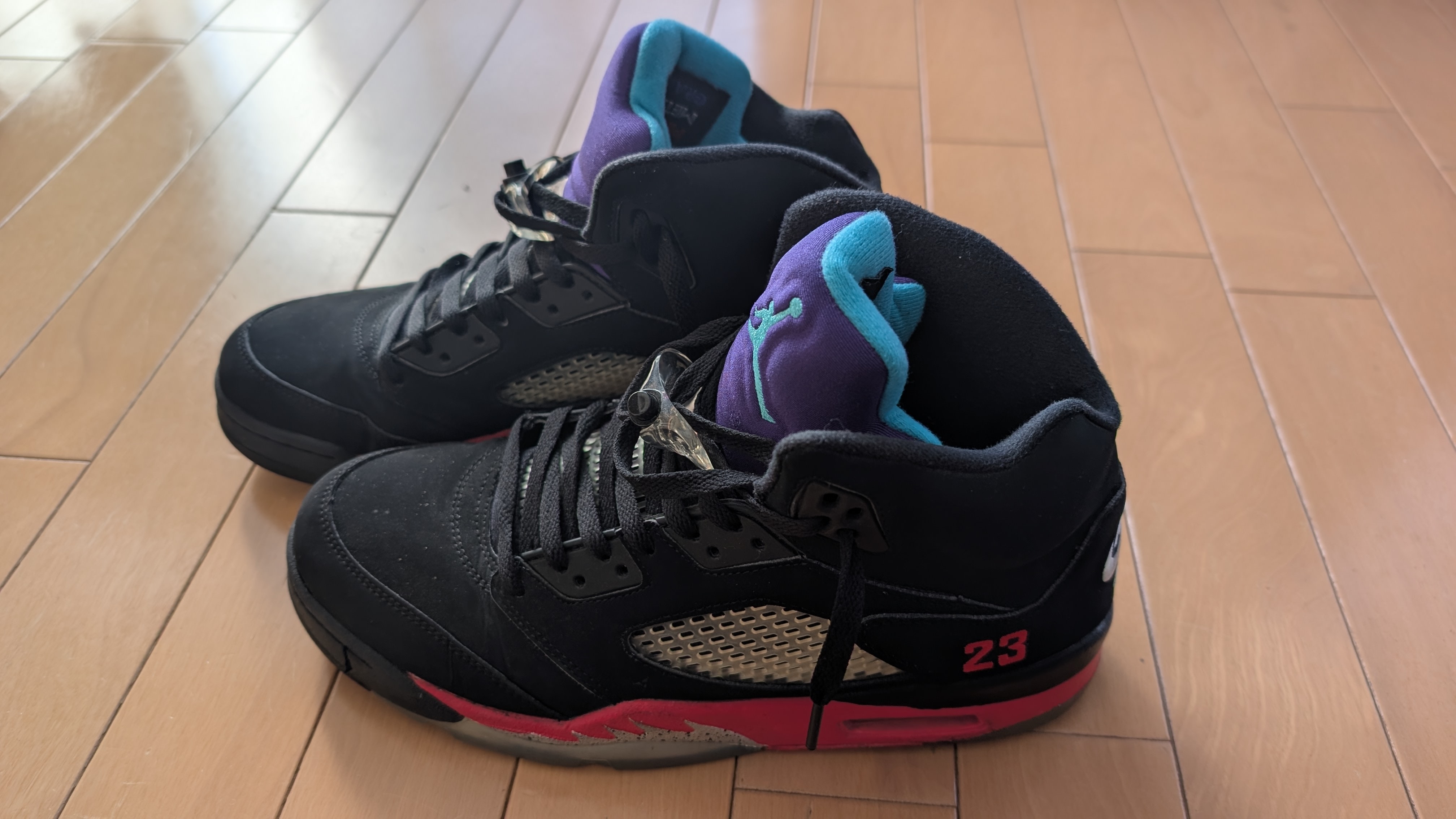 ナイキ エアジョーダン5 レトロ "トップ3"