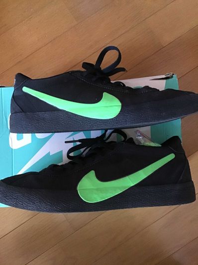 Poets × Nike SB Bruin QS