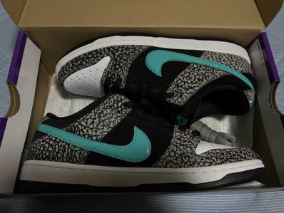 Nike SB Dunk Low "Elephant/Safari"