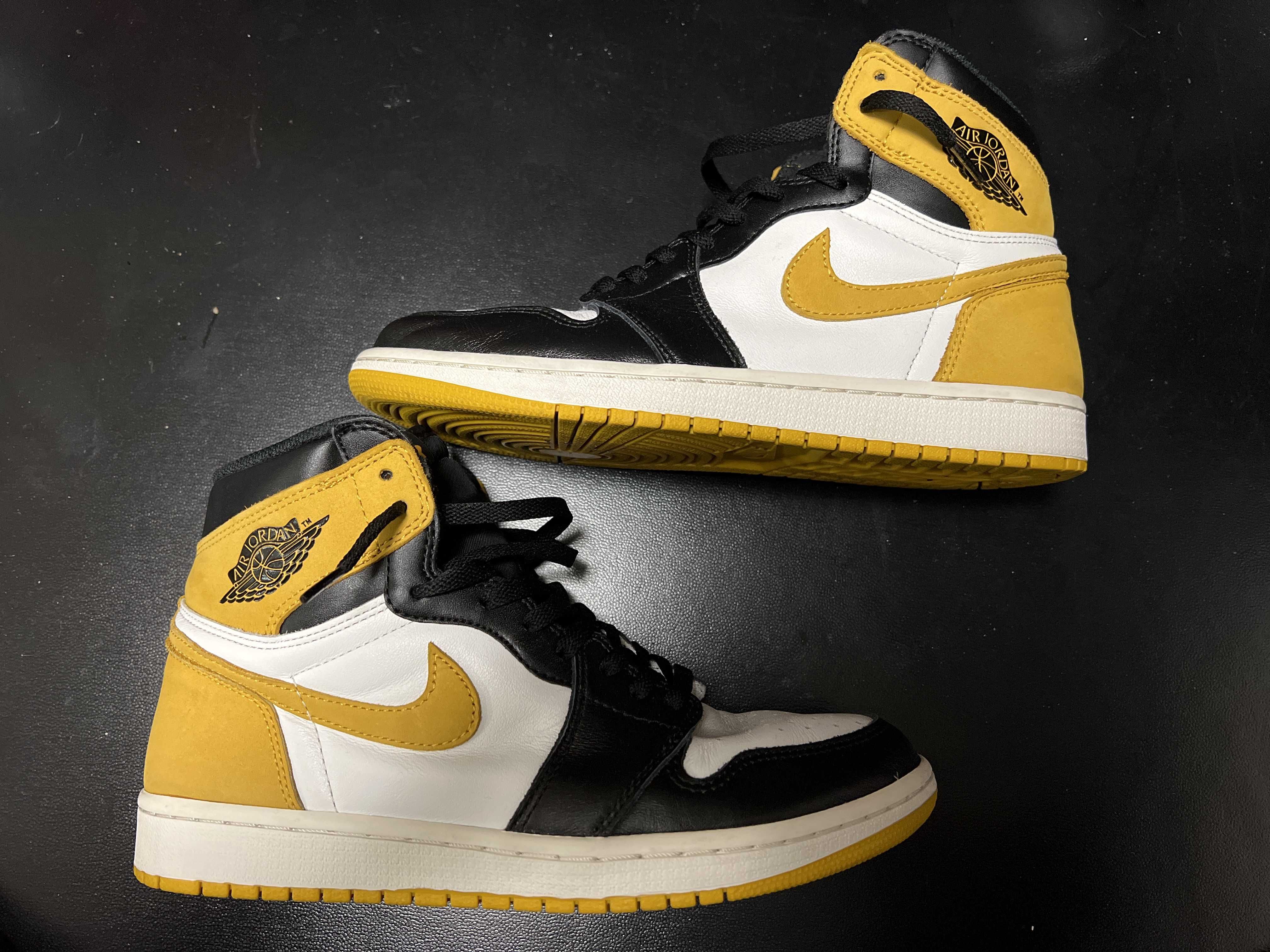Nike Air Jordan 1 Retro High OG "Black Toe/Yellow Ochre"