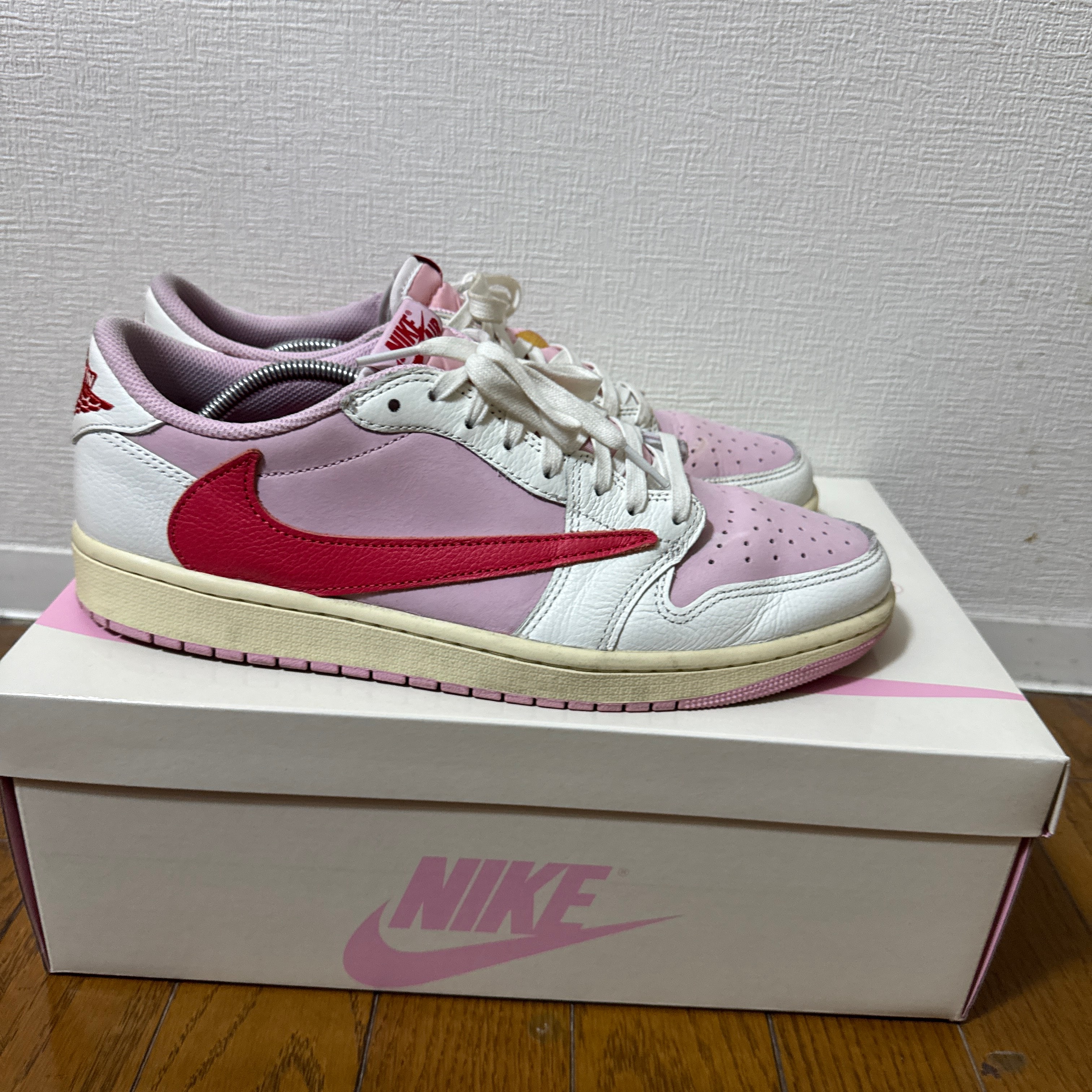 Travis Scott × Nike Air Jordan 1 Retro Low OG "Sail/Tropical Pink"