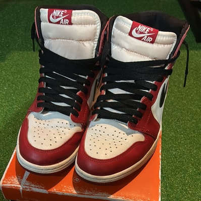 Nike Air Jordan 1 High OG "Lost & Found/Chicago"