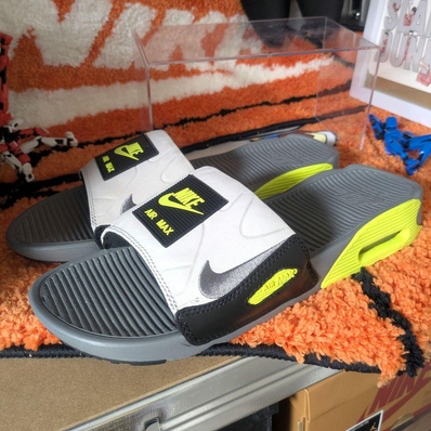 NIKE AIR MAX 90 SLIDE SMOKE GREY VOLT BLACK