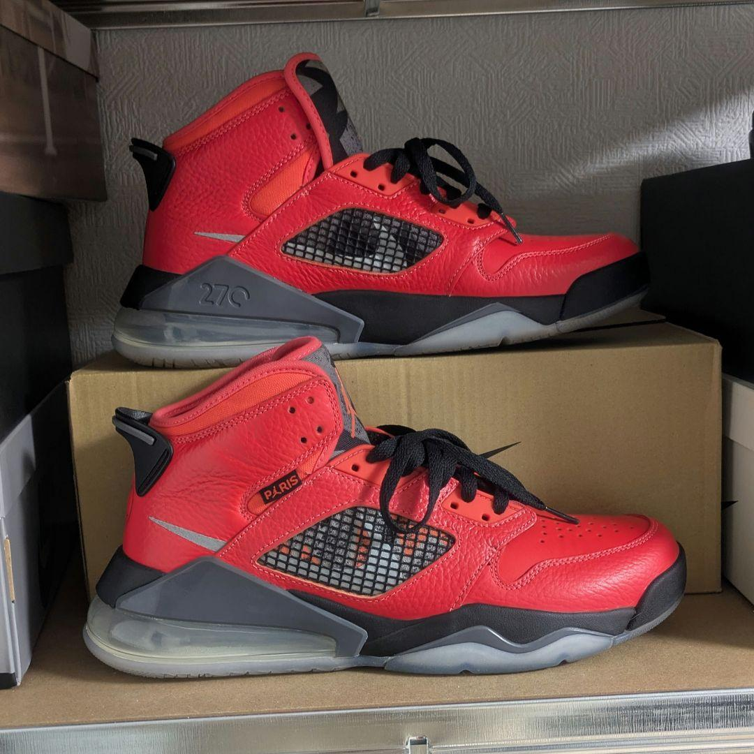 ナイキ×パリサンジェルマン ジョーダンマーズ270 インフラレッド