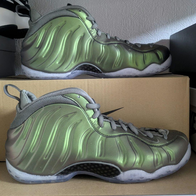Nike Women's Air Foamposite One "Dark Stucco"