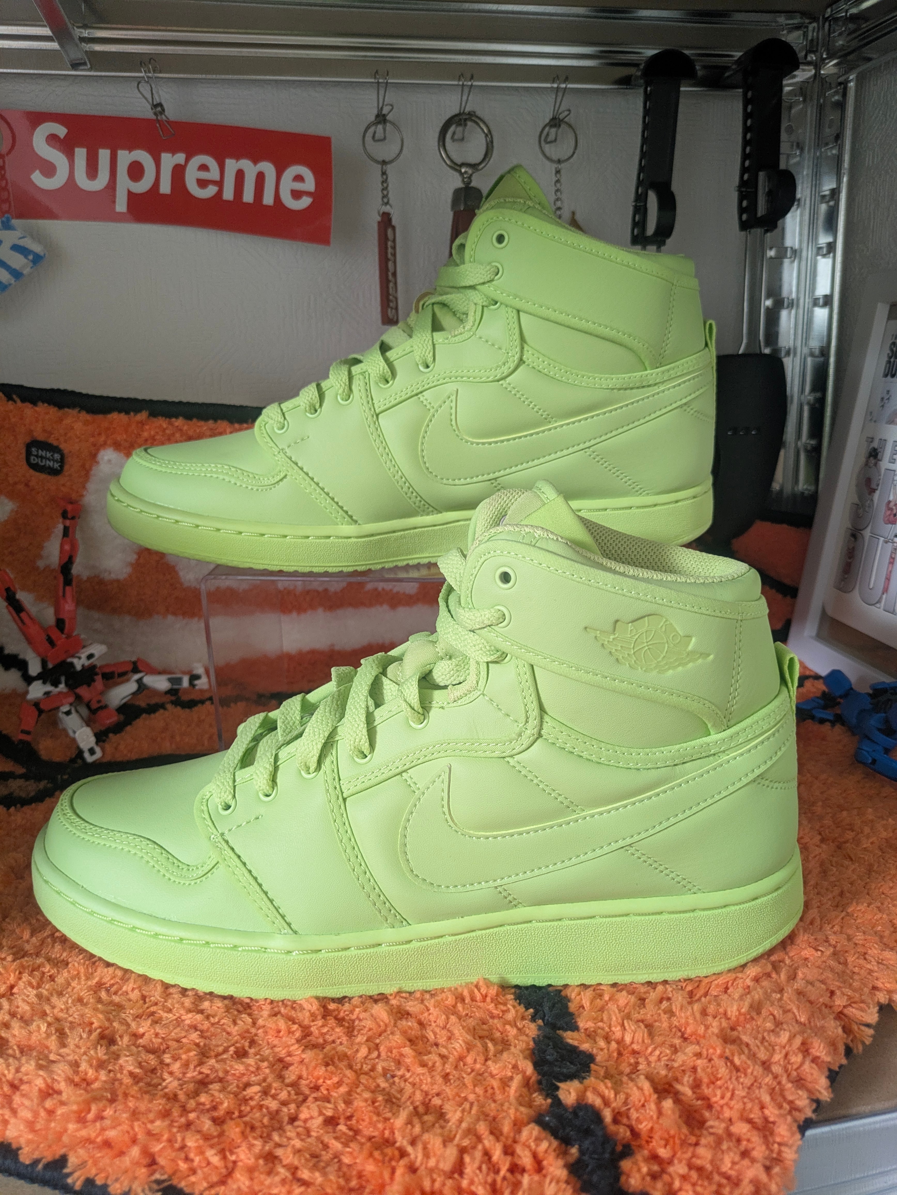 Billie Eilish × Nike Women's Air Jordan 1 High KO "Volt"