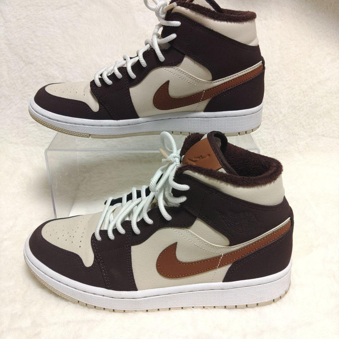 Nike Women's Air Jordan 1 Mid "Chocolate"