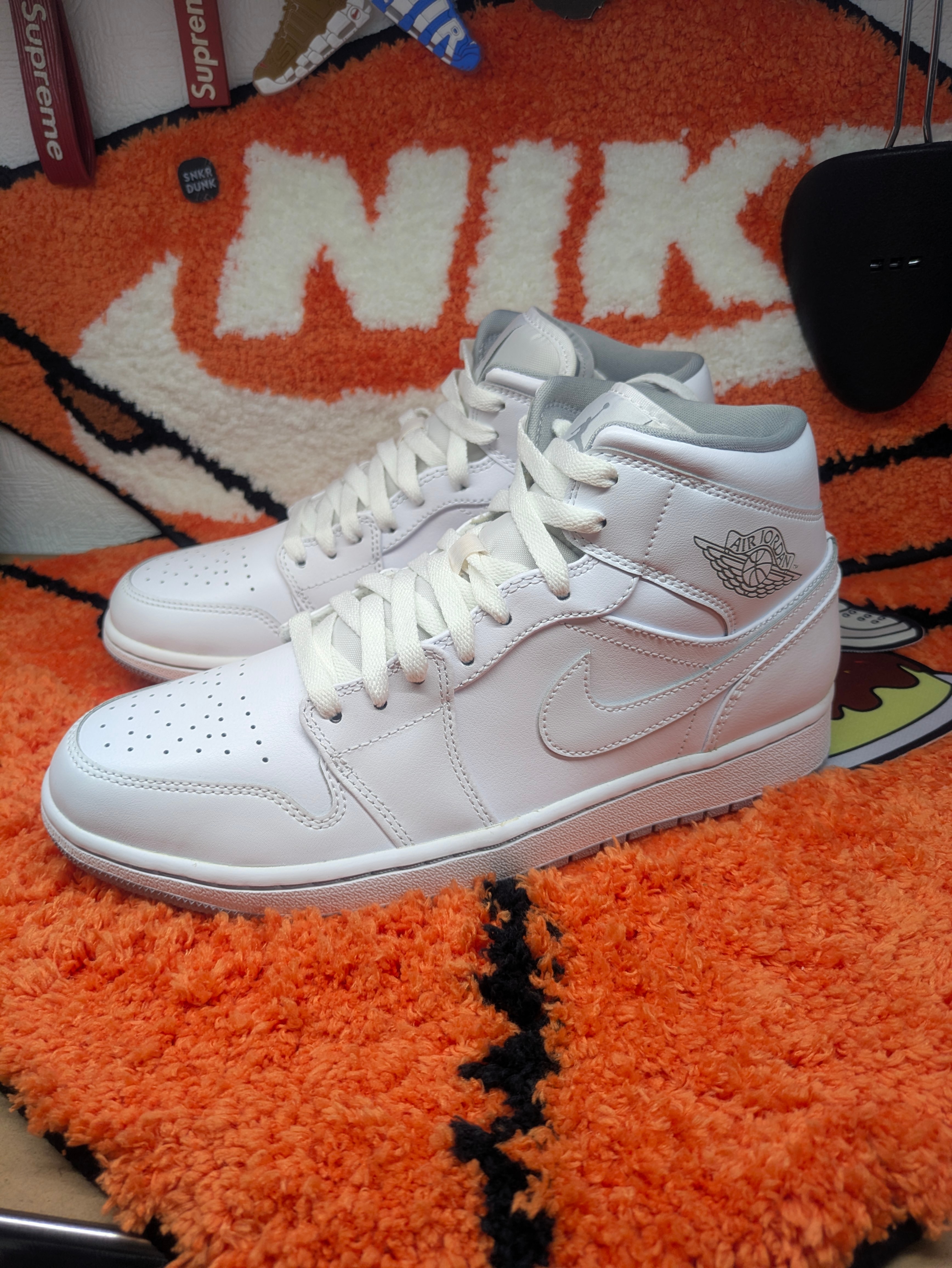 Nike Air Jordan 1 Mid "White/Wolf Grey" (2016)