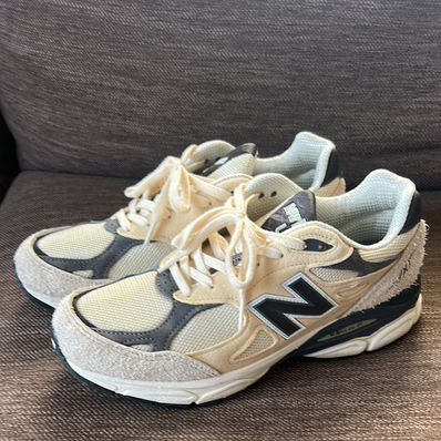 New Balance 990V3 "Moonbeam"