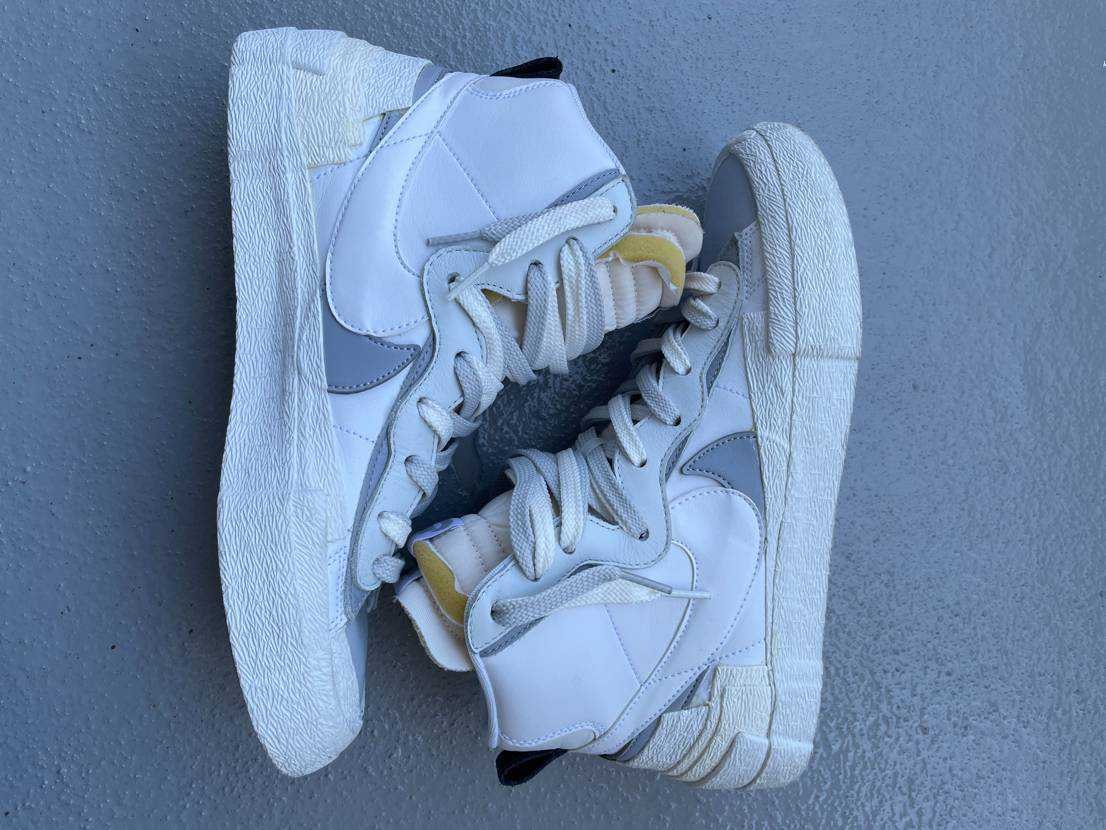 sacai × NIKE BLAZER MID "WHITE/WOLF GREY"
