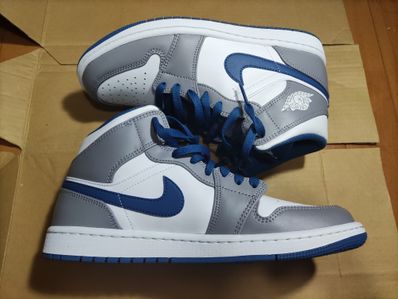 Nike Air Jordan 1 Mid "True Blue"