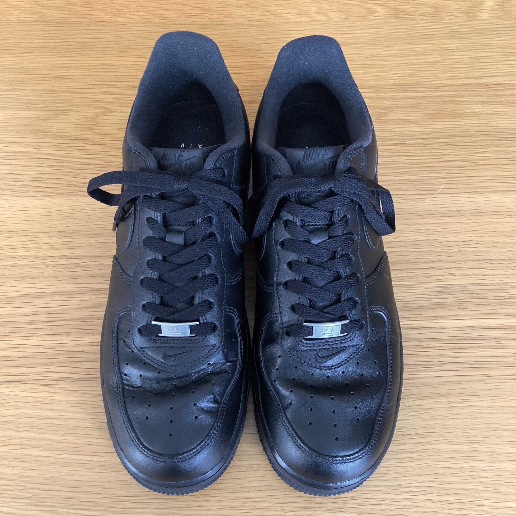 Supreme × Nike Air Force 1 Low "Black"