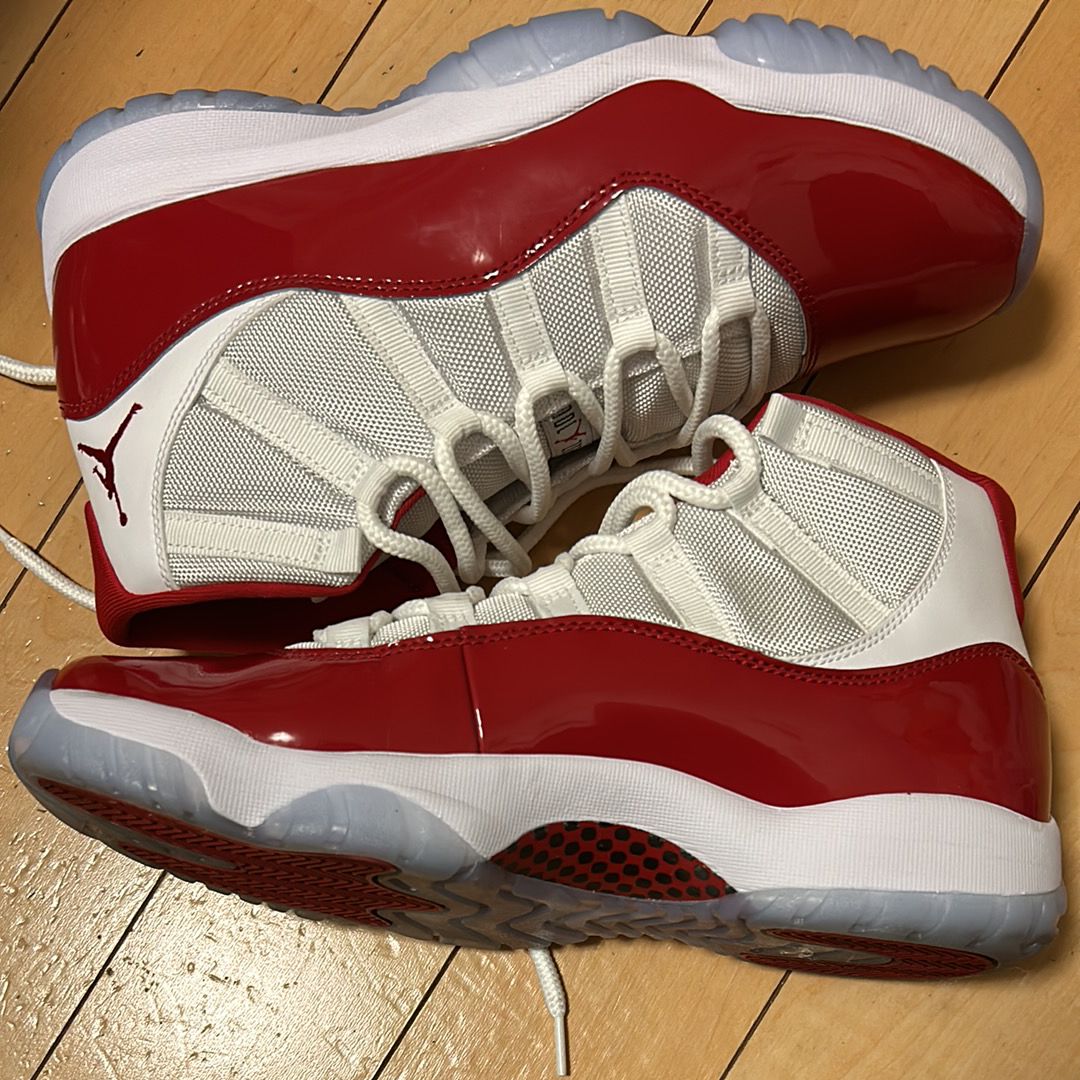 Nike Air Jordan 11 "Varsity Red"
