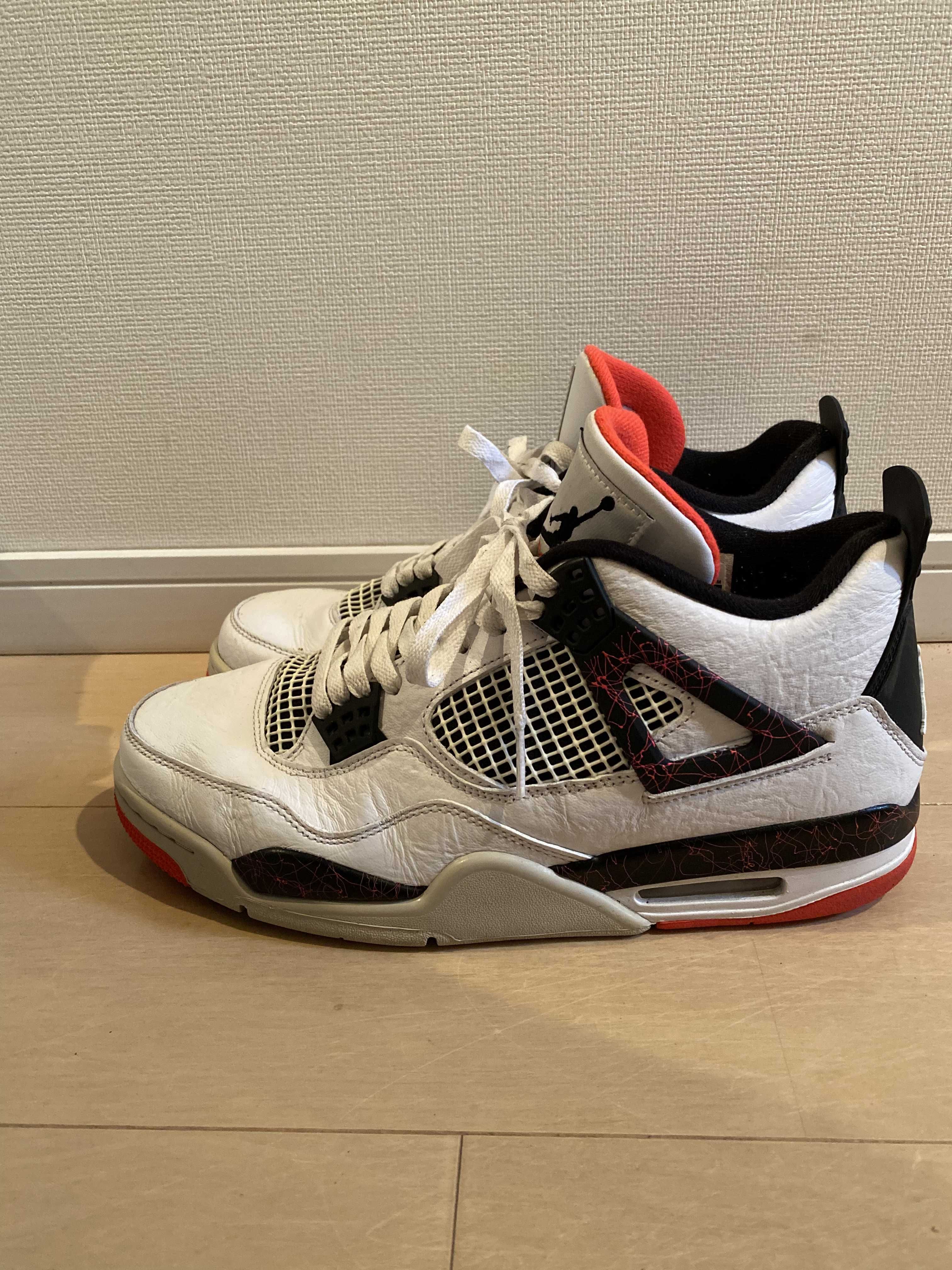 Nike Air Jordan 4 Retro "Flight Nostalgia"